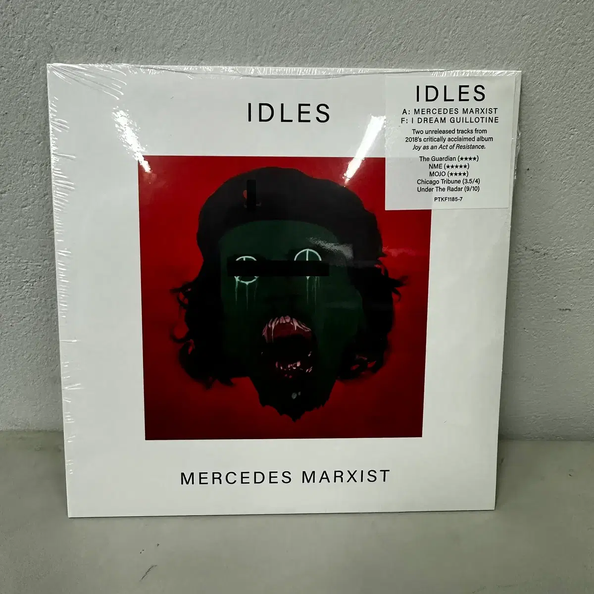 아이들스 Idles 'Mercedes Marxist' 7인치 LP 팝니다.
