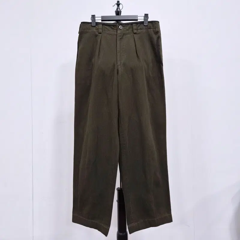 타케오키쿠치 팬츠