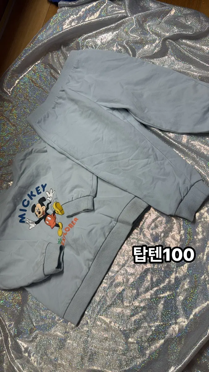 아기옷)디즈니 미키마우스 맨투맨 세트 100