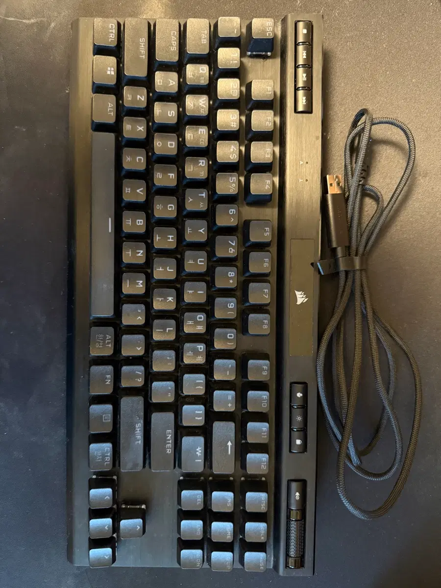 커세어 k70 rgb tkl 적축