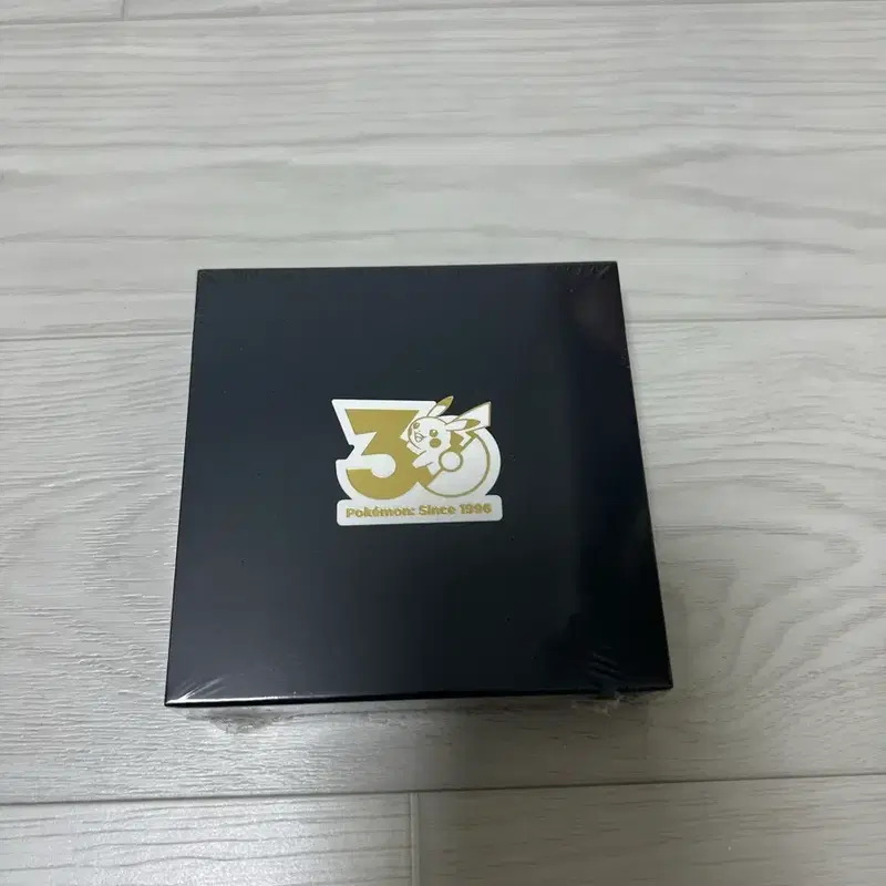 포켓몬 스토어 온라인 30주년 기념 뱃지 한정판 9월 미개봉/배송비 포함