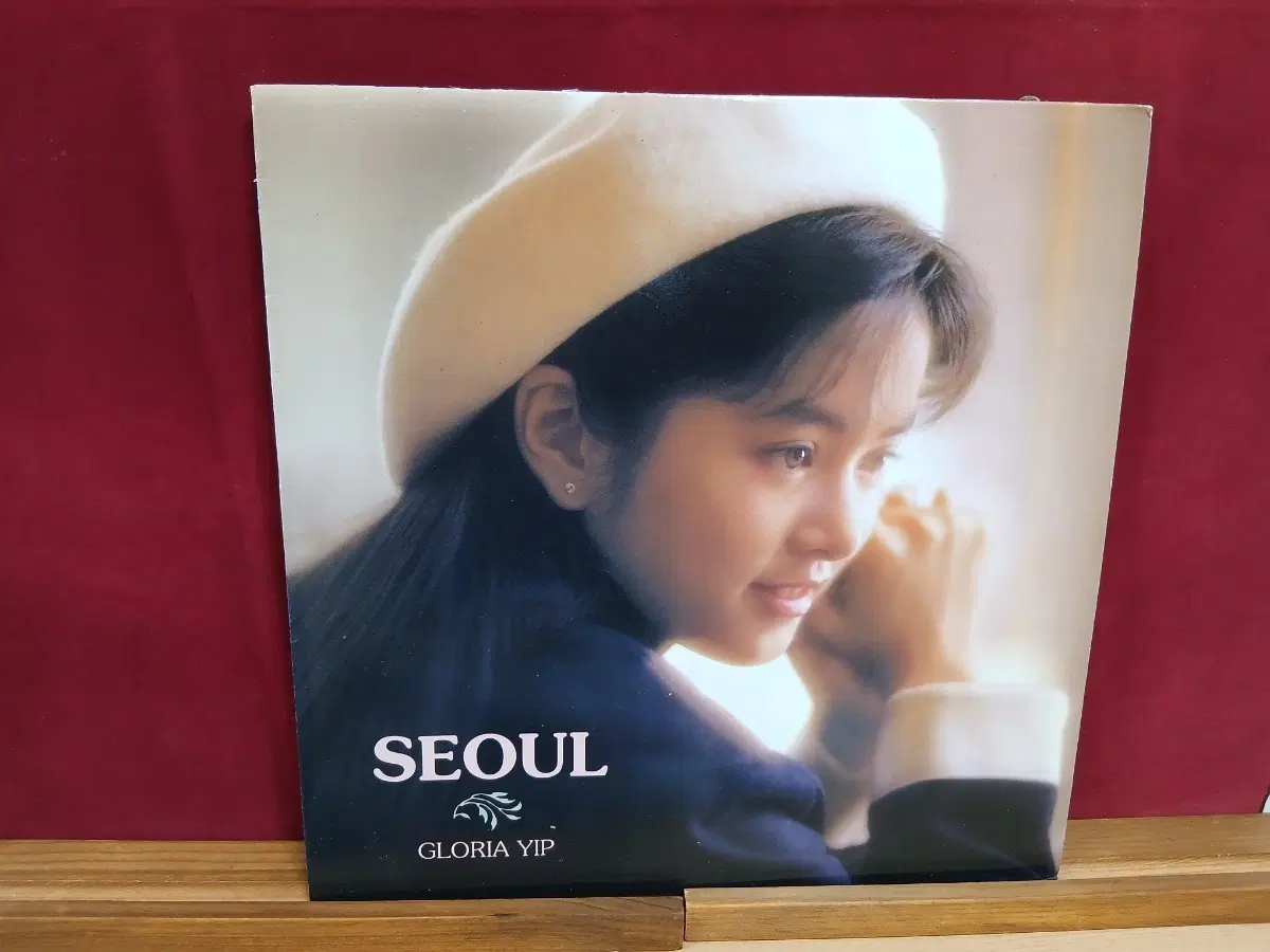 글로리아 입(GLORIA YIP) SEUL 앨범
