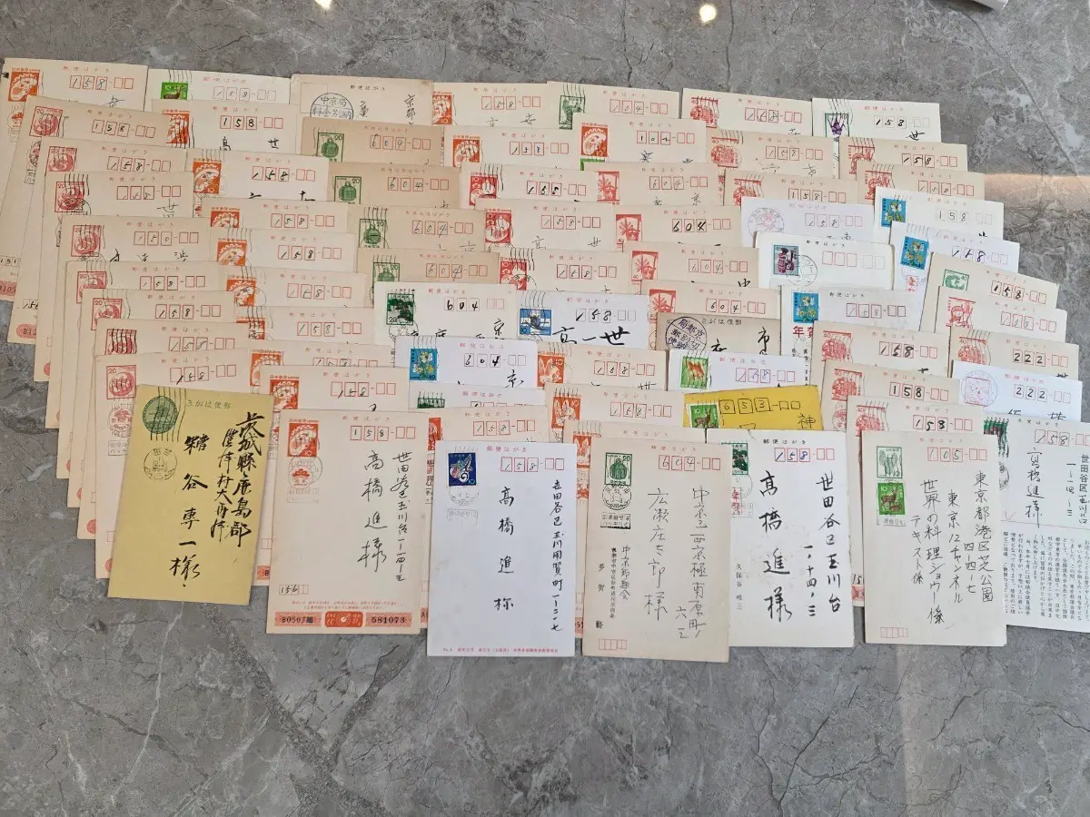 6. 근현대 오래된 일본 사용한 엽서 70장 일괄.