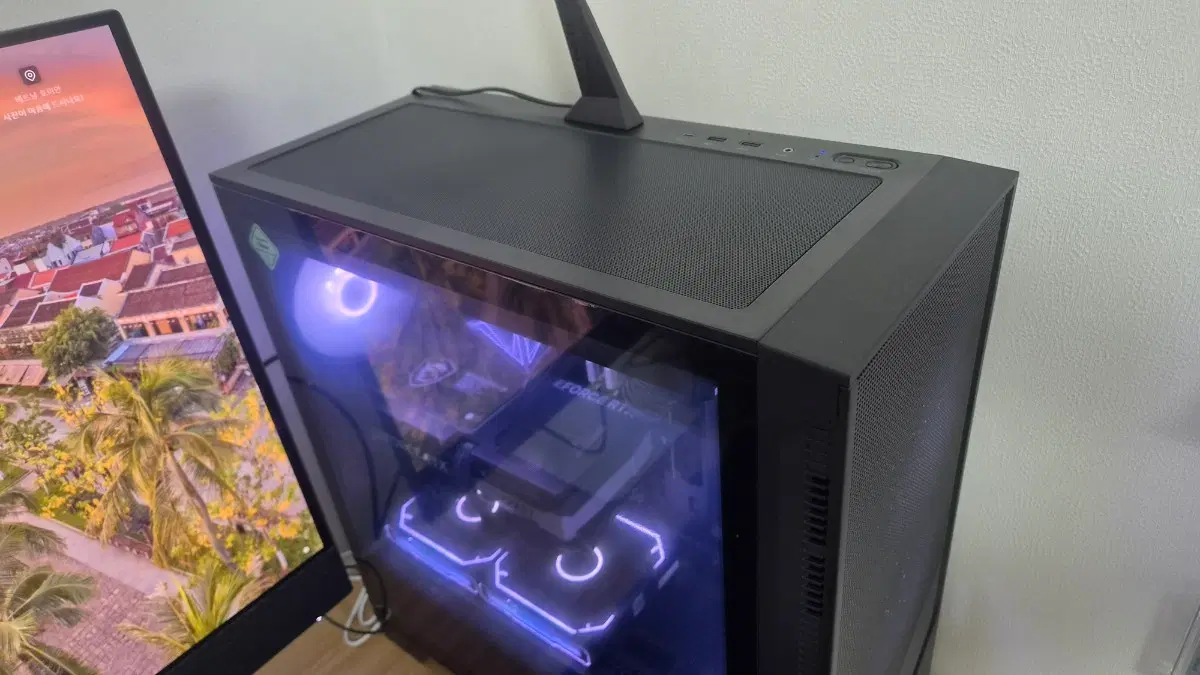 고성능 게이밍 컴퓨터 / 라이젠 9950X / RTX5070