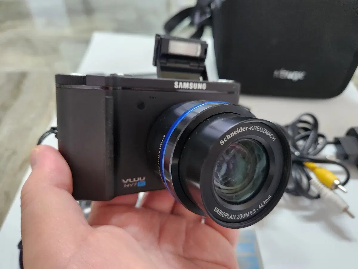 삼성VLUU NV7
