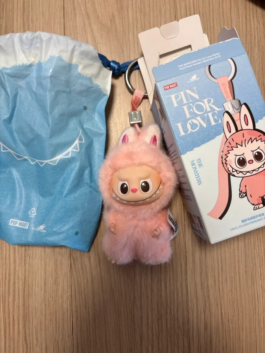 팝마트 핀 포 러브 몬스터 키링 핑크 라부부 U