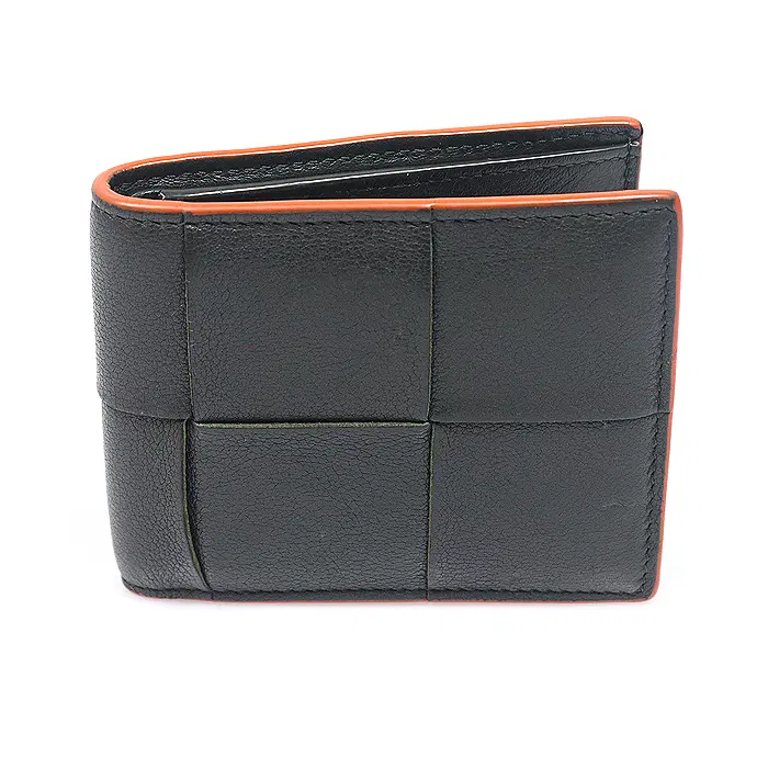 Bottega Veneta(보테가베네타) 743004 블랙 인트레치오 카프스킨 카세트 폴더형 반지갑 MBD40304BO