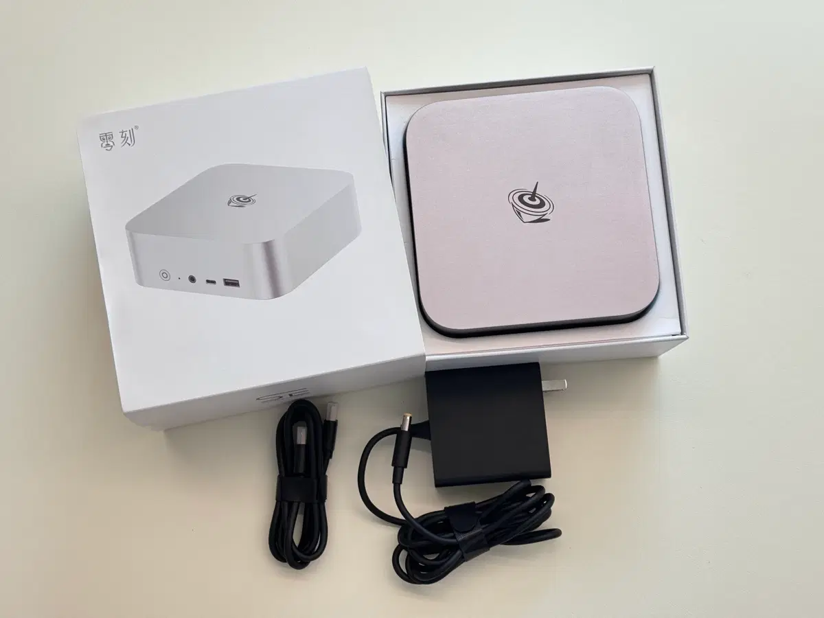 비링크 ser8 8745hs 미니pc 베어본