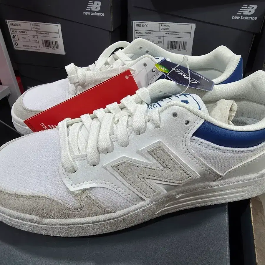 뉴발란스 BB480LKC 250사이즈 새상품