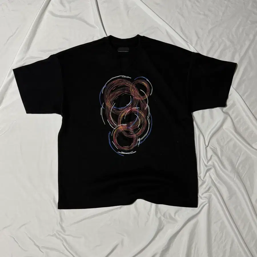 [S] 메종미네드 INFINITY CRAFT HALF T BLACK