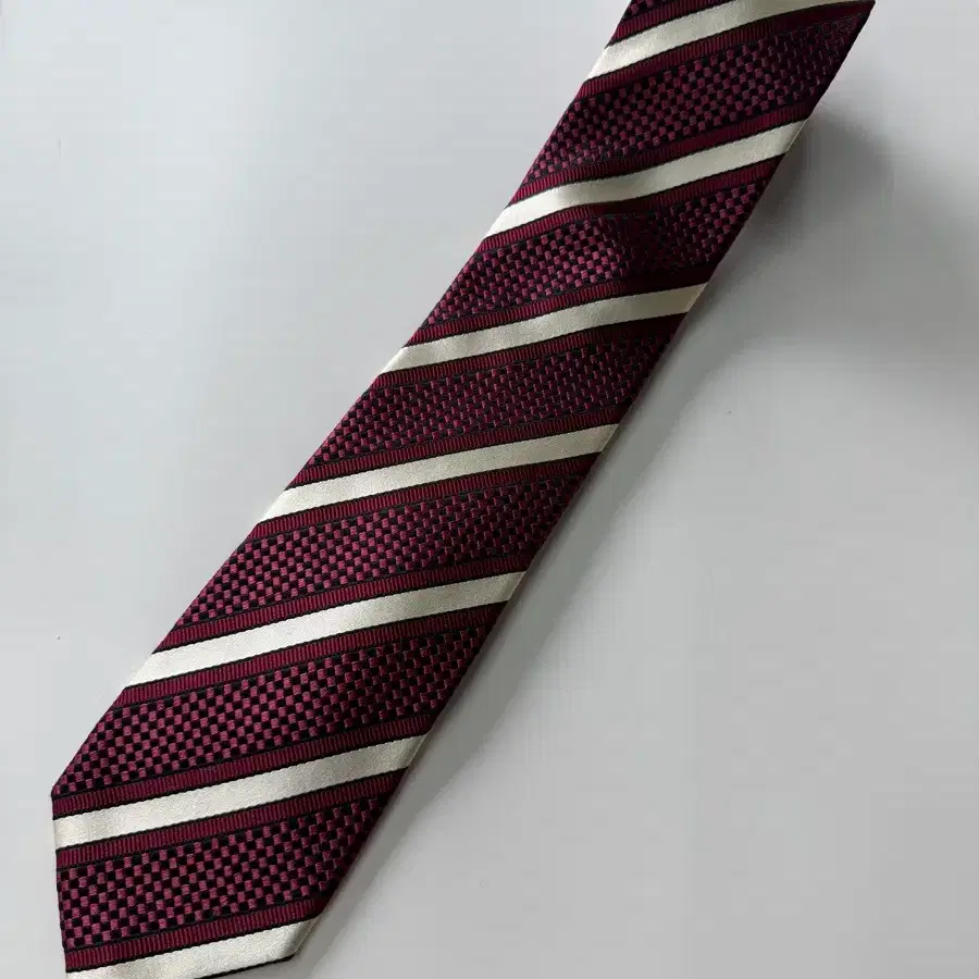 아쿠아스큐텀(Aquascutum) 실크 넥타이 8cm
