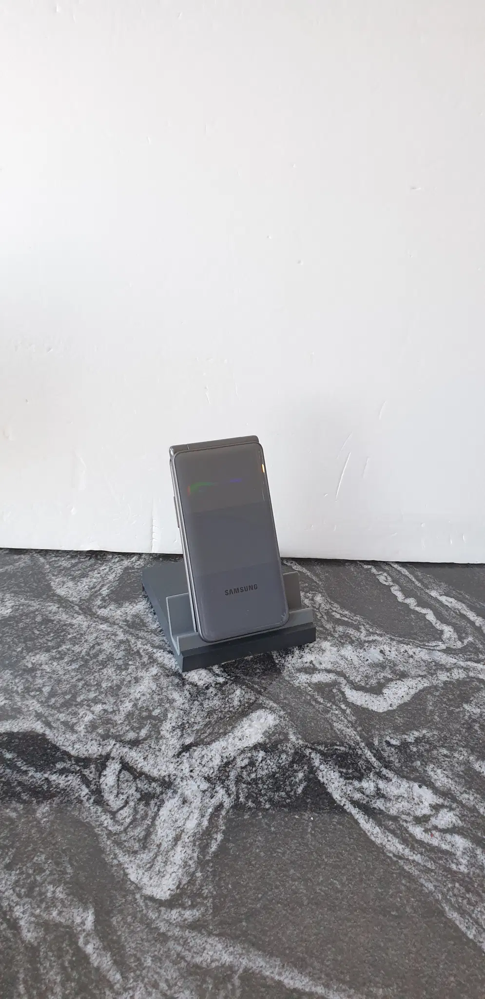 LG 갤럭시폴더2 2021 (G160N) 블랙 (0689192)