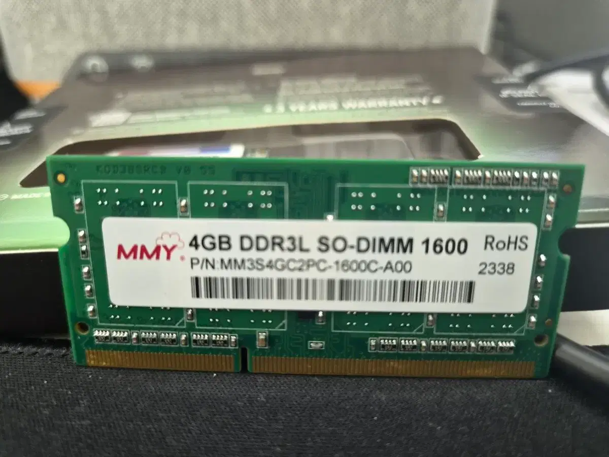MMY 4GB DDR3L SO-DIMM 1600 (PC3L-12800S, 1.35V, 노트북용) 대량 팝니다