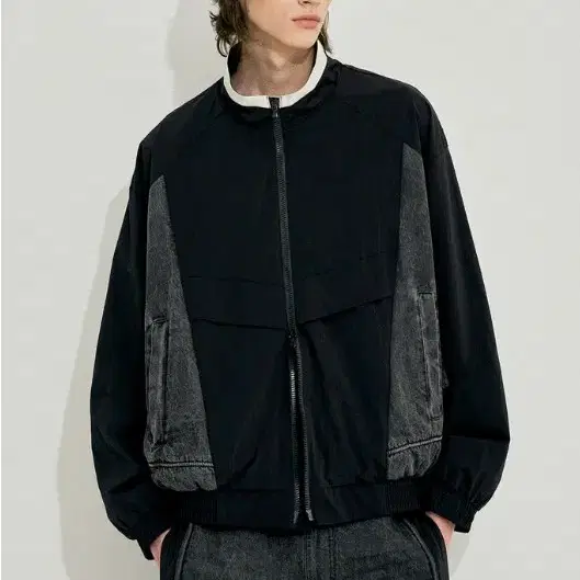 시스템옴므 24fw 텍스처 블록 모크넥점퍼