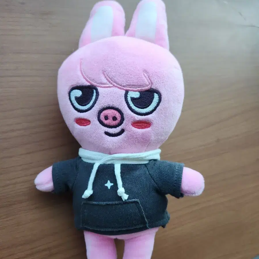 스트레이키즈 창빈 돼끼 인형