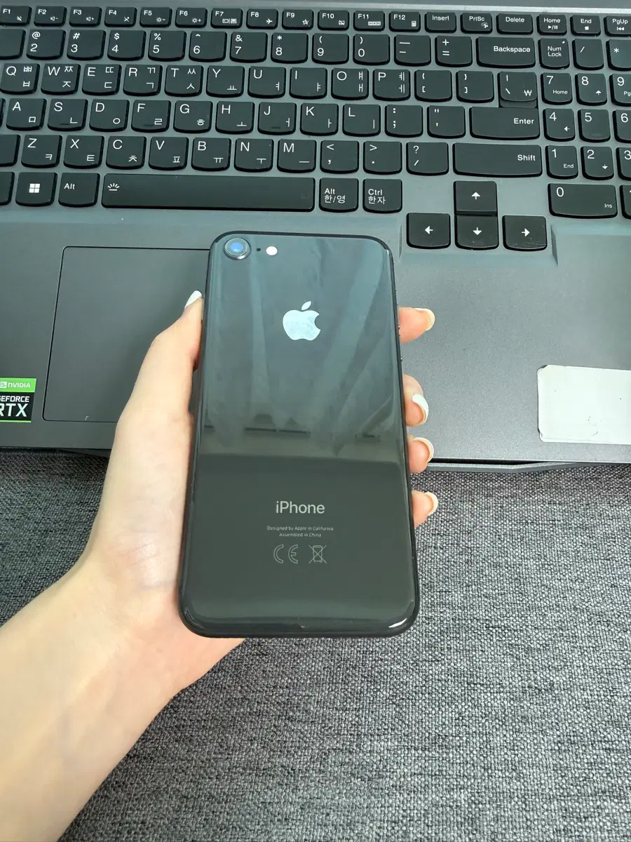 ㄷ16 s급 아이폰8 64기가 무음
