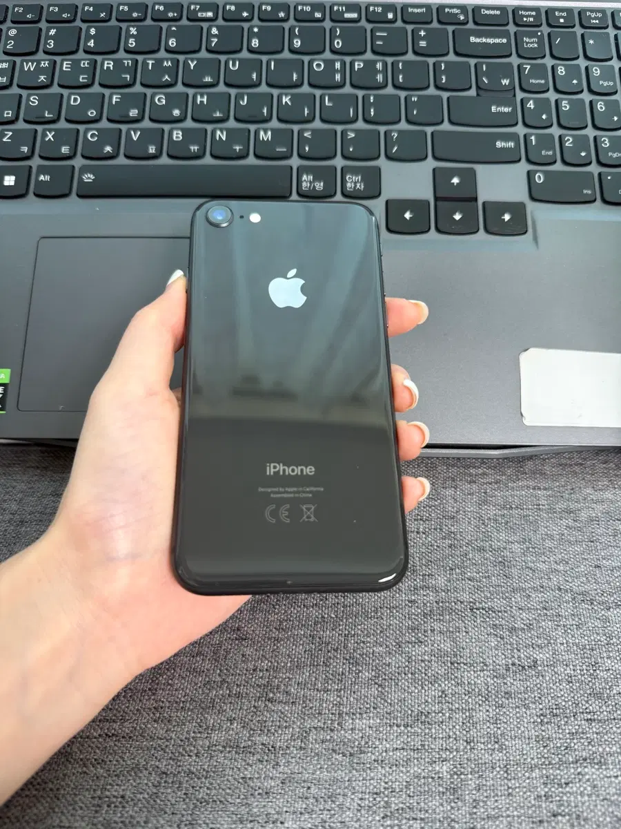 ㄷ18 s급 아이폰8 64기가 무음