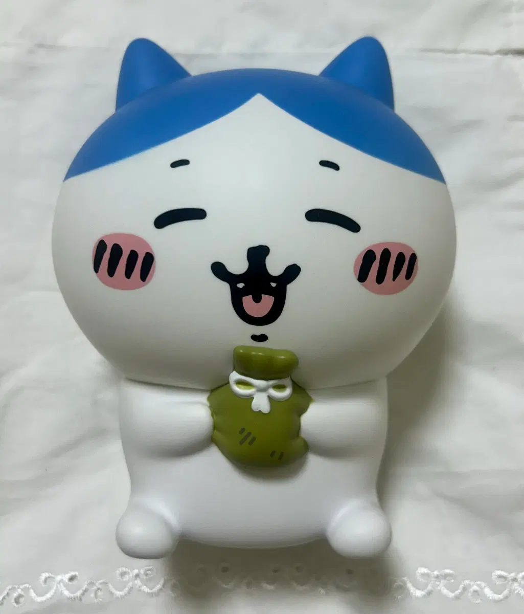 치이카와 하치와레 소프비 저금통 피규어