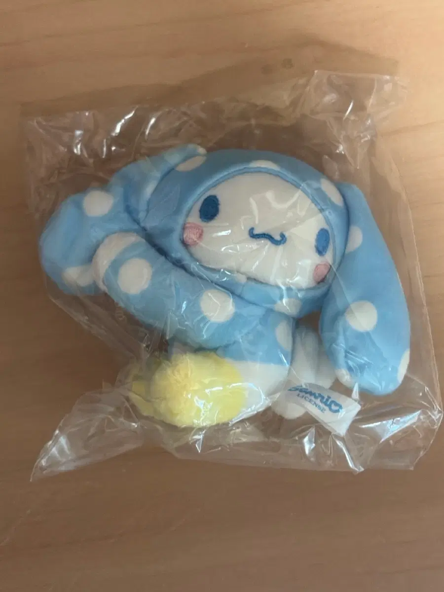 토리든 세럼 시나모롤 자석인형