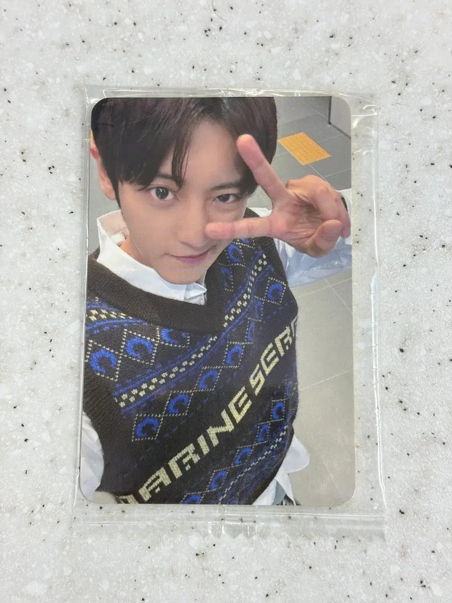 Upside down Fansign Photocard