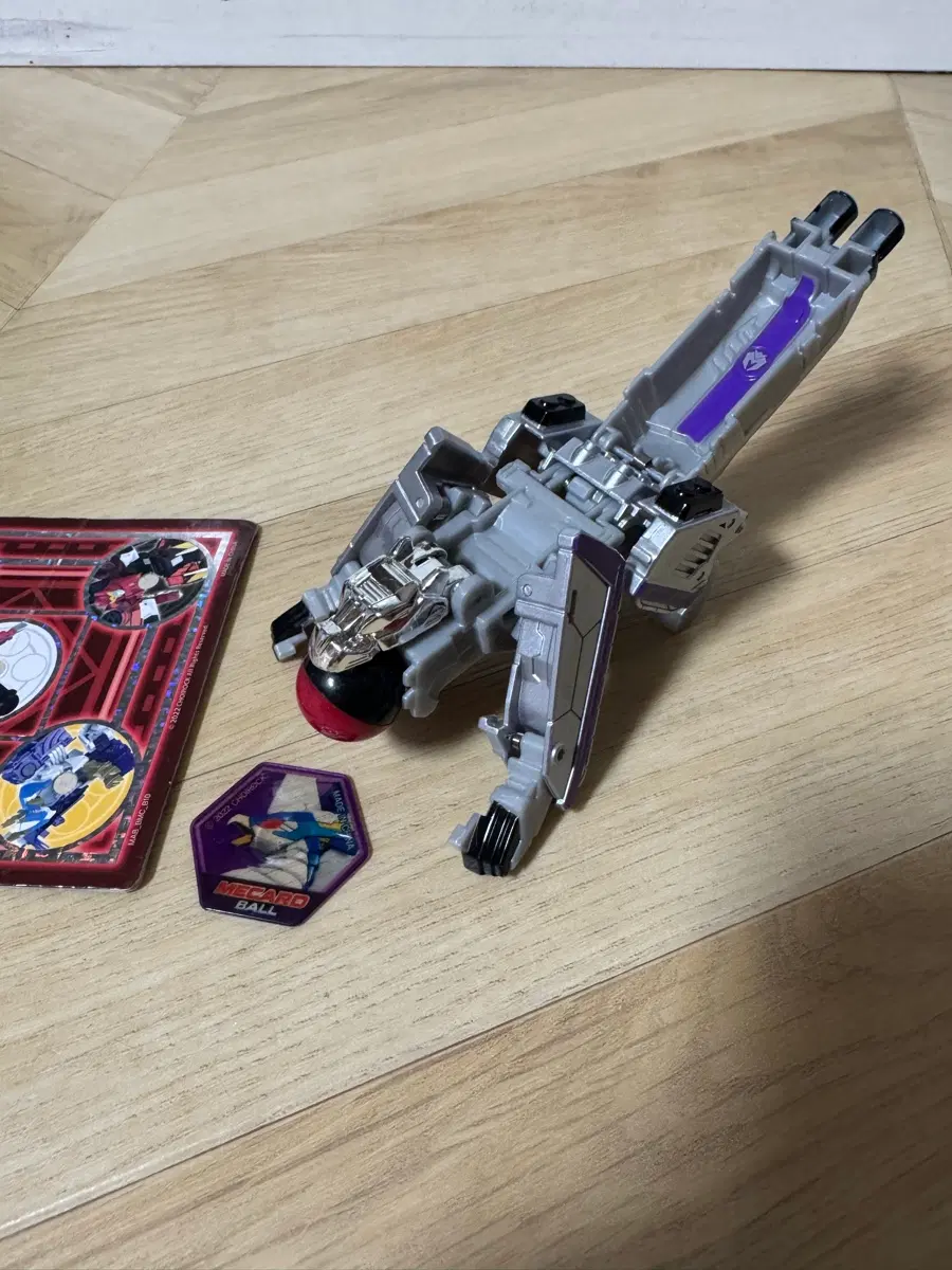 메카드볼 실버 바이트울프