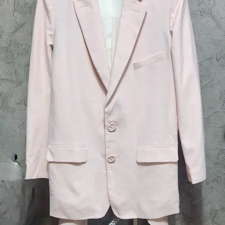 티비 핑크색 싱글 버튼 블레이저