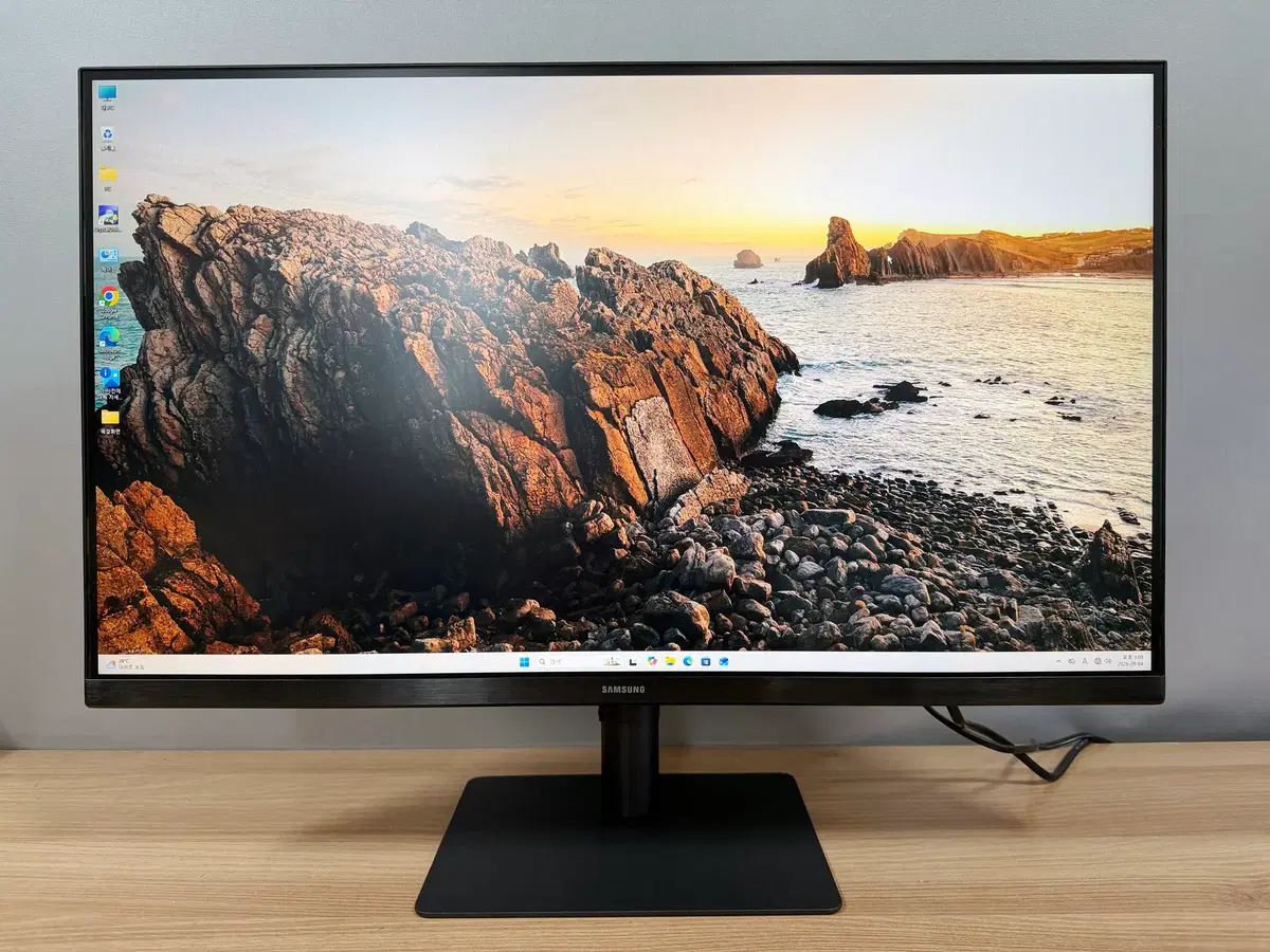 삼성전자 S27B610 S61B IPS 멀티스탠드 (27인치 QHD IPS 모니터)