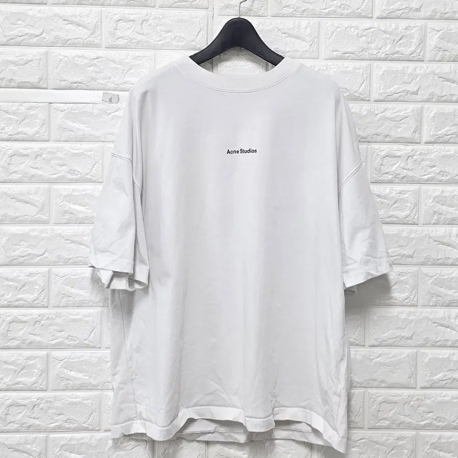 XL 아크네스튜디오 ACNE 화이트 반팔 티 E936