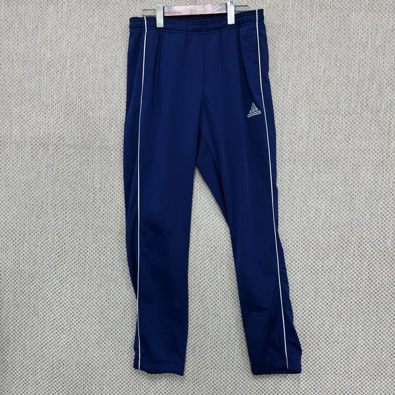 아디다스 밴딩 츄리닝바지 XL H04421