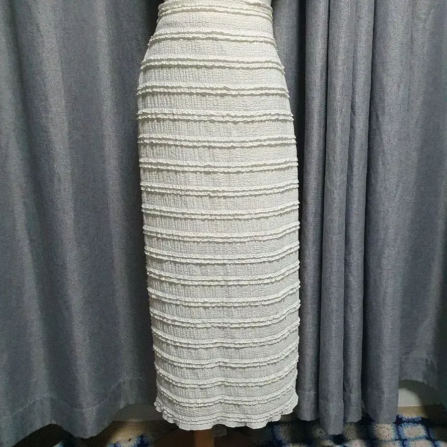 밴딩 프릴 부티크 롱스커트