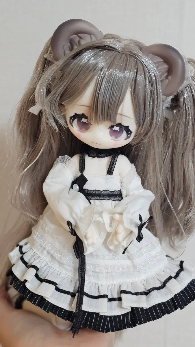 bjd 블라인드돌 보송보송시리즈 사진상의 아이 판매합니다.