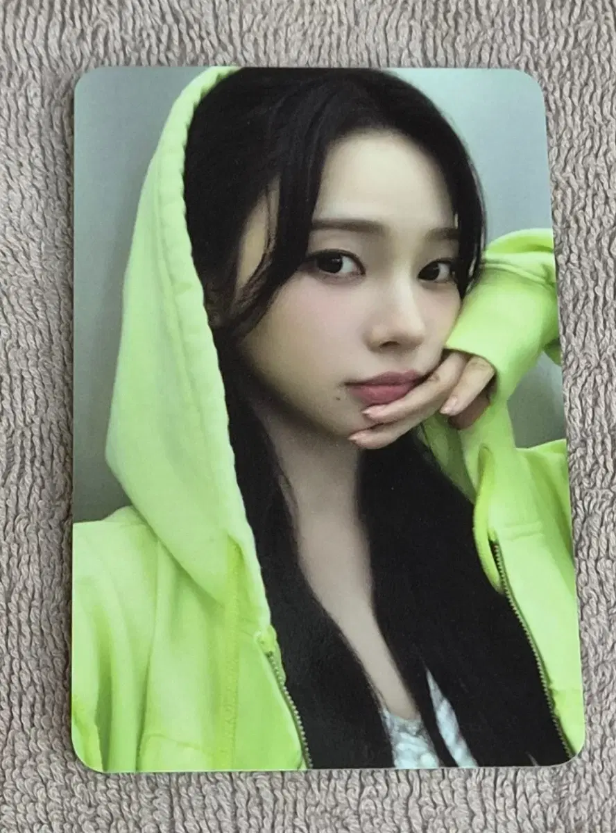 에스파 레모네이드 팝업 카리나 후드 포카