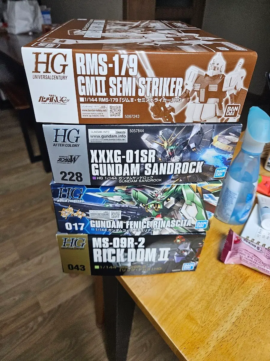 hg 짐 세미스트라이커, 샌드록, 페니체 리나시타, 릭돔2