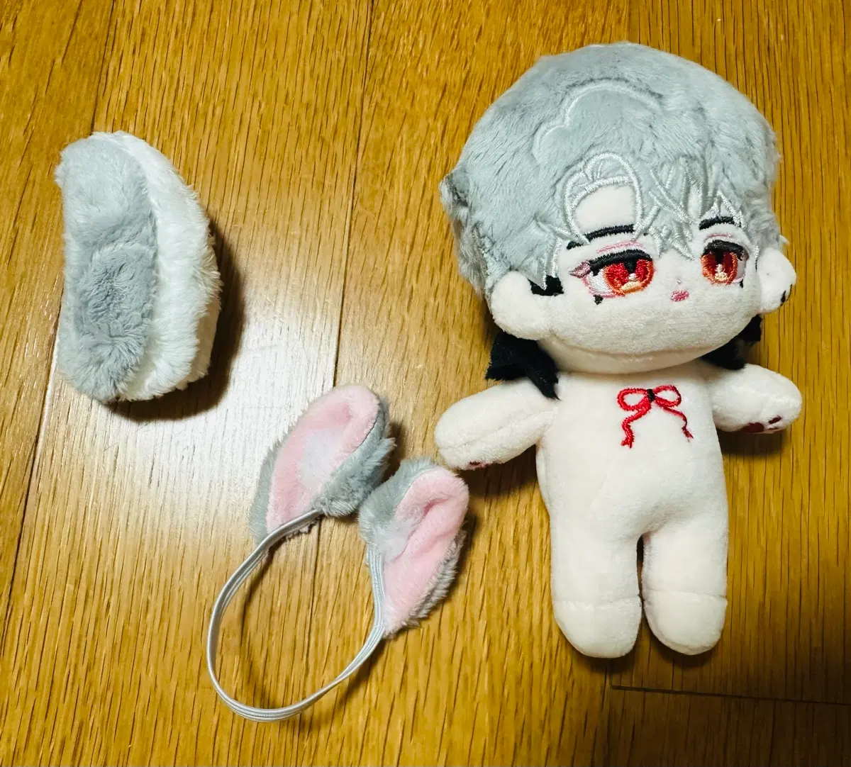 플레이브 은호 인형