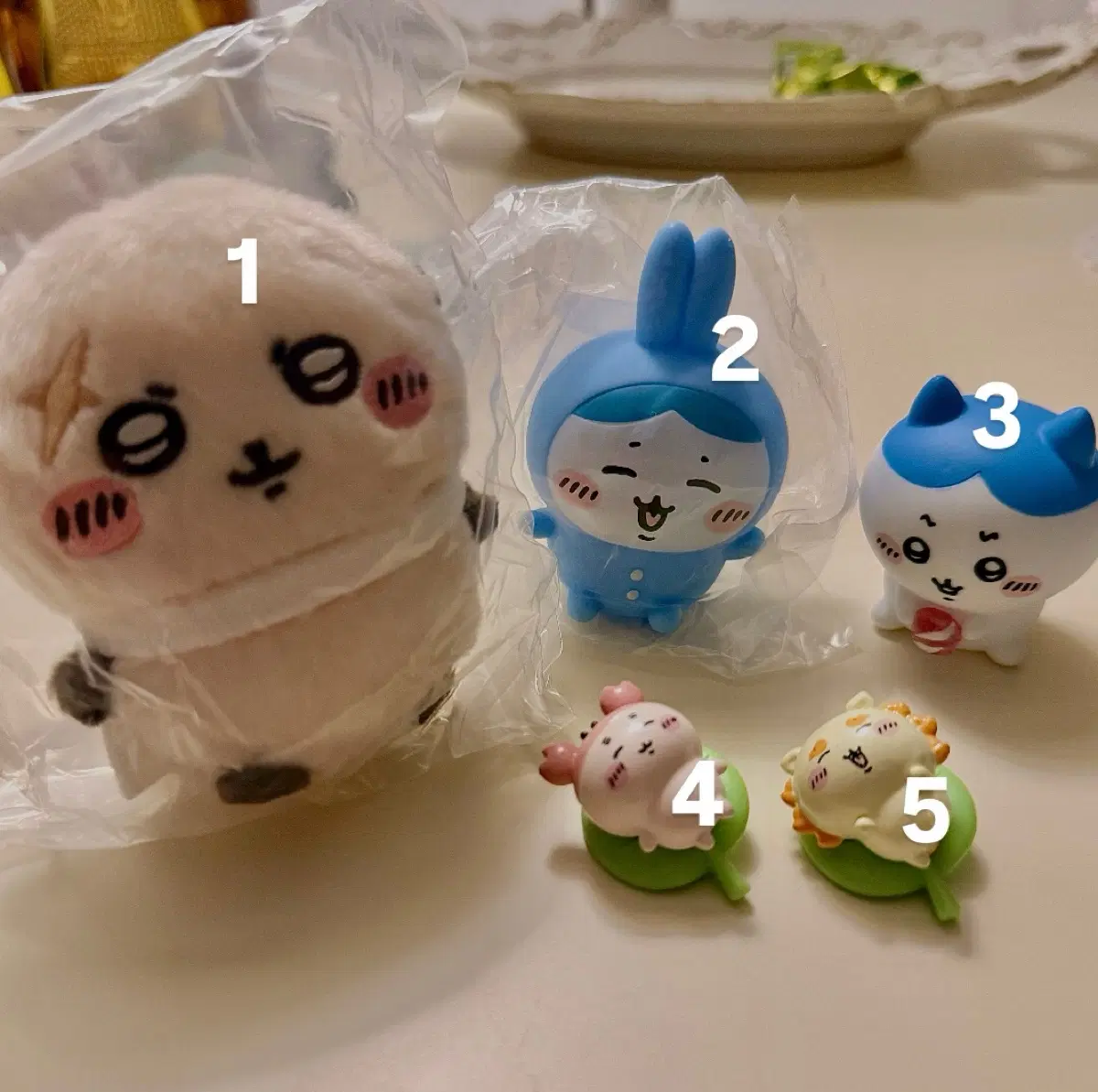 치이카와 먼작귀 피규어 (하치와레)