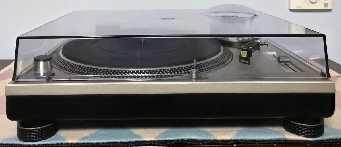 테크닉스 SL-1200MK2 텐태이블