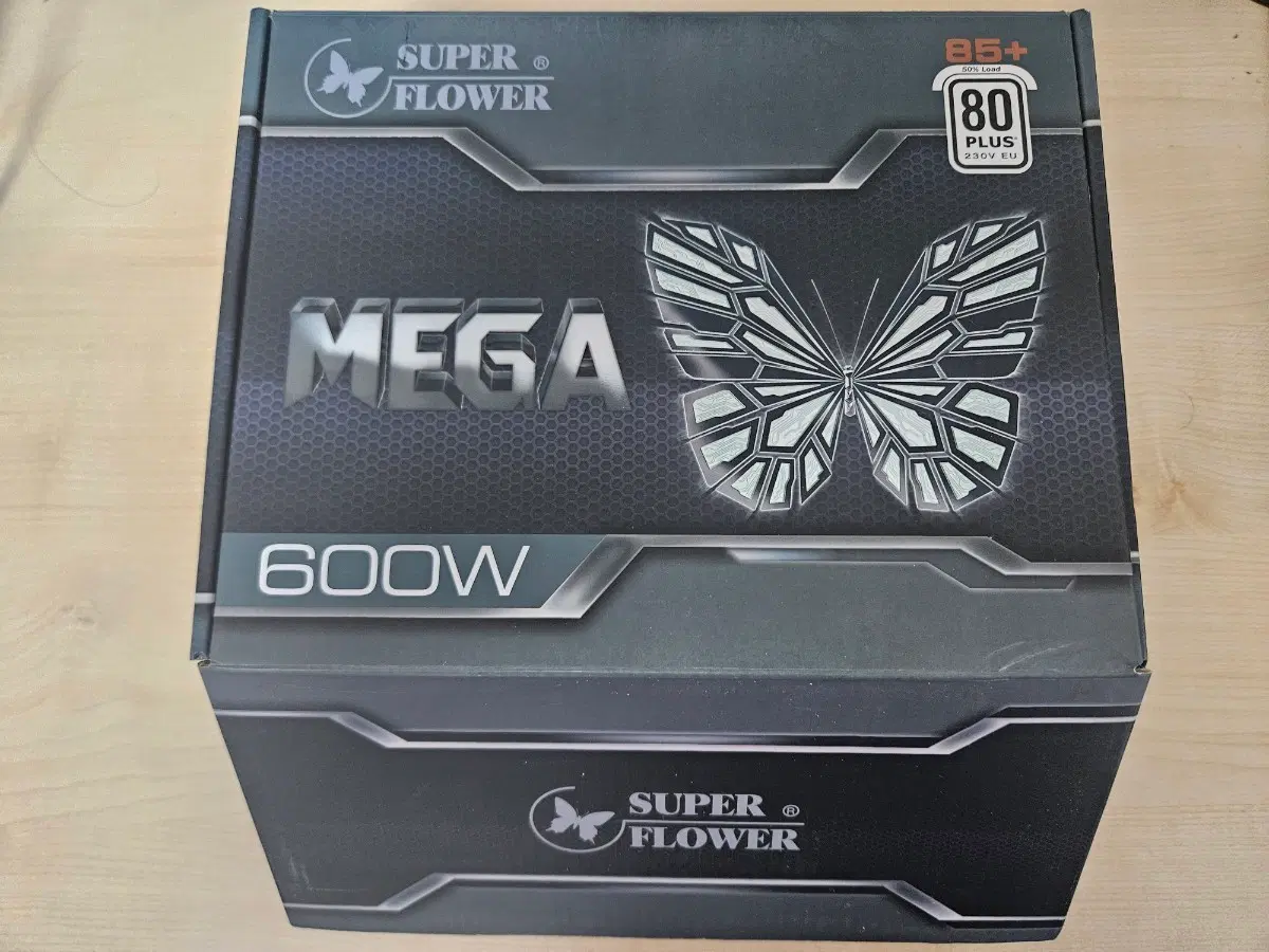슈퍼플라워 600W PSU 80PLUS 스탠다드