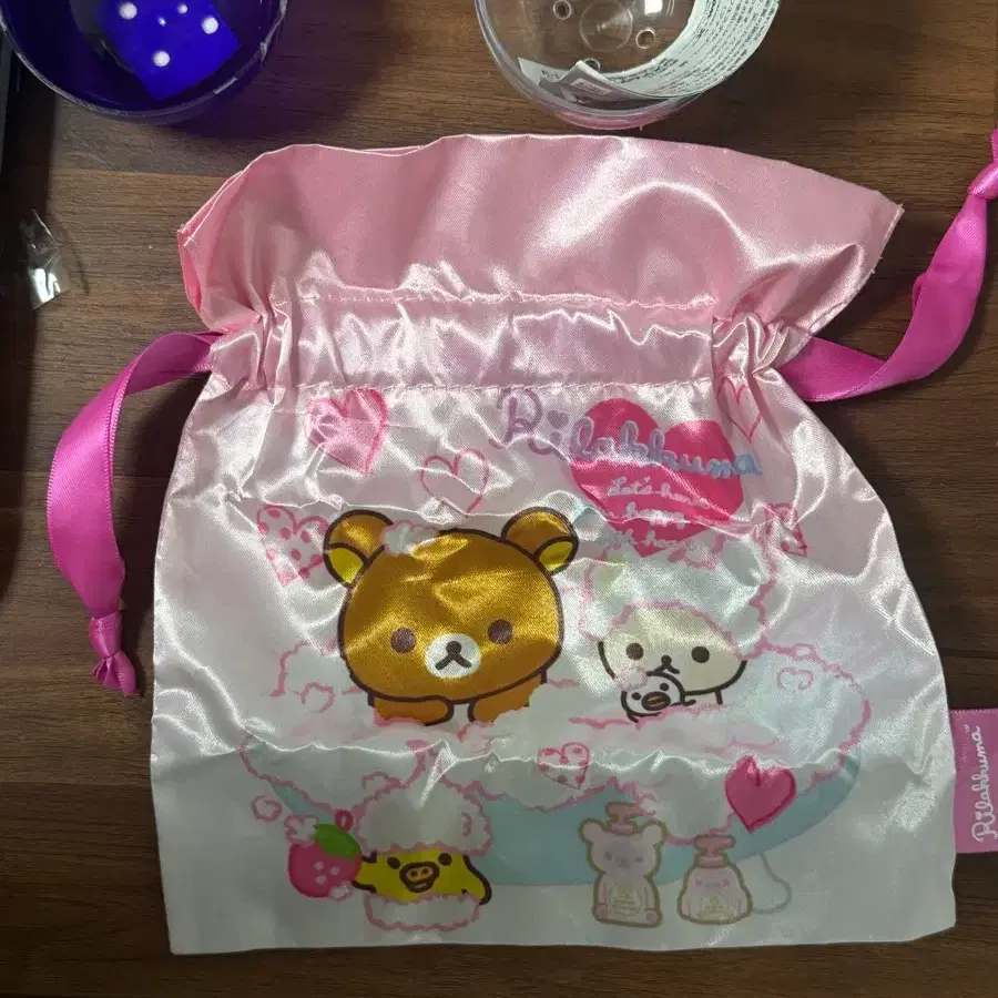 리락쿠마 가챠 파우치