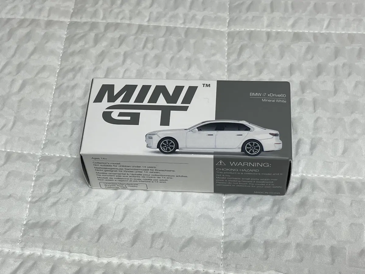 미니지티 BMW i7 화이트 819