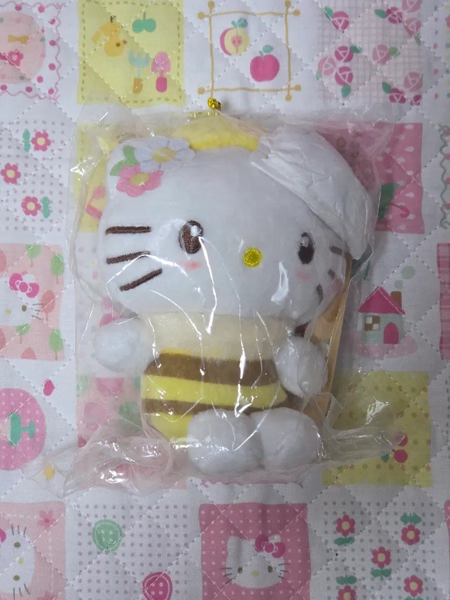 꿀벌 키티 인형