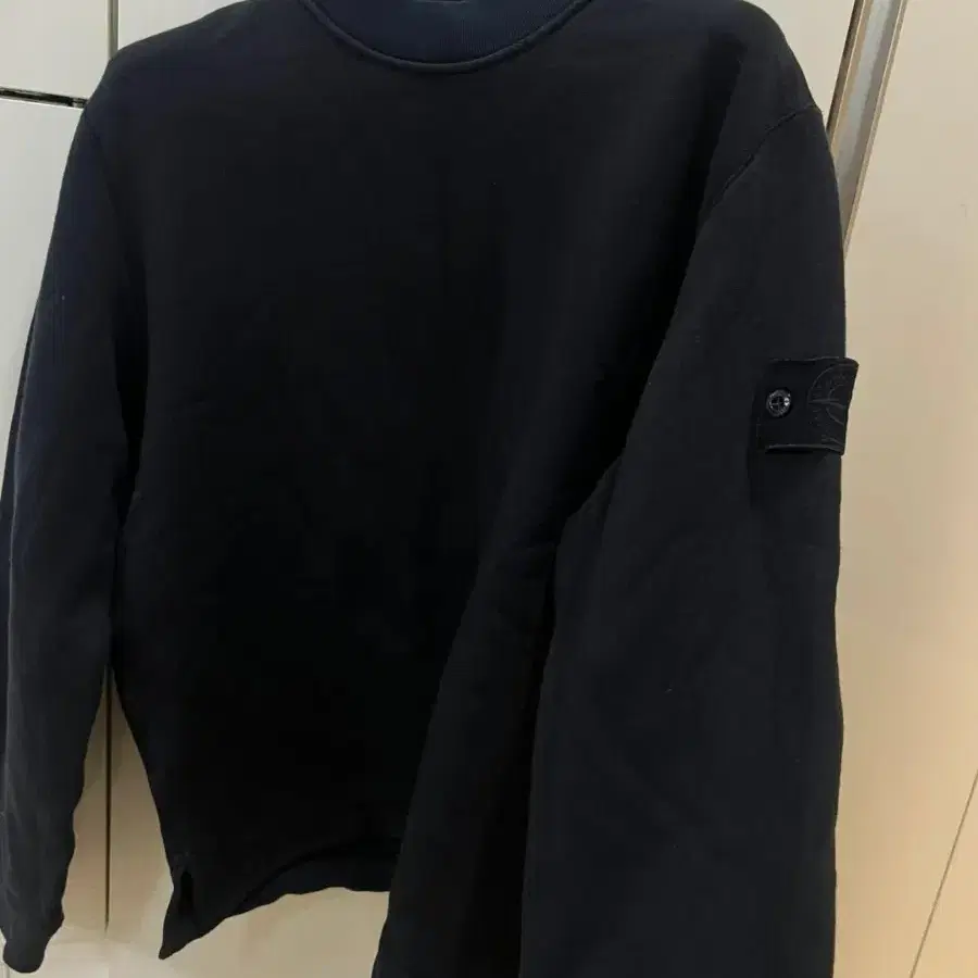 24fw 스톤아일랜드 고스트피스 맨투맨 L (한정판)