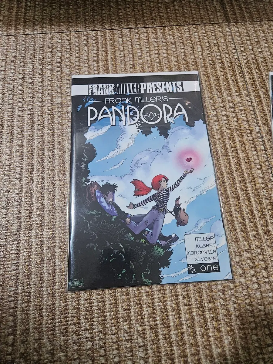 인디 / P / Frank Miller's Pandora #1