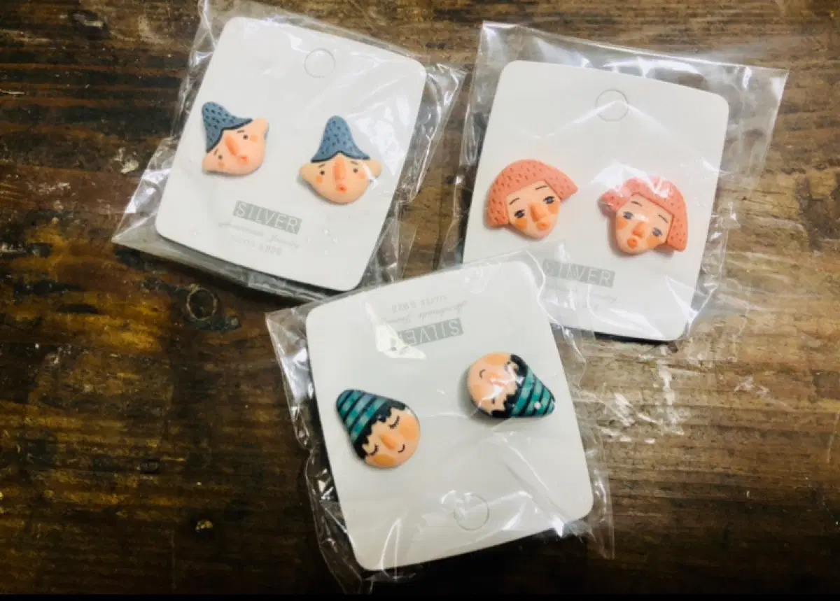 은침 귀걸이 3개