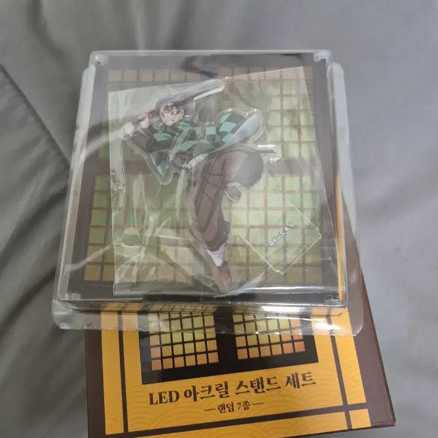 맘스터치 LED아크릴 탄지로