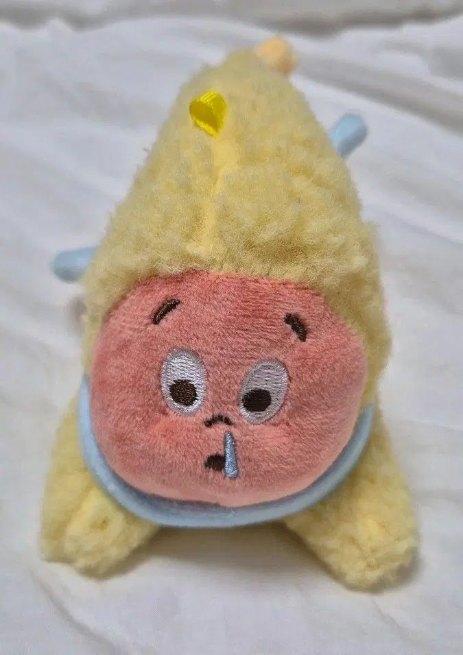 인형 노란색 솜뭉치