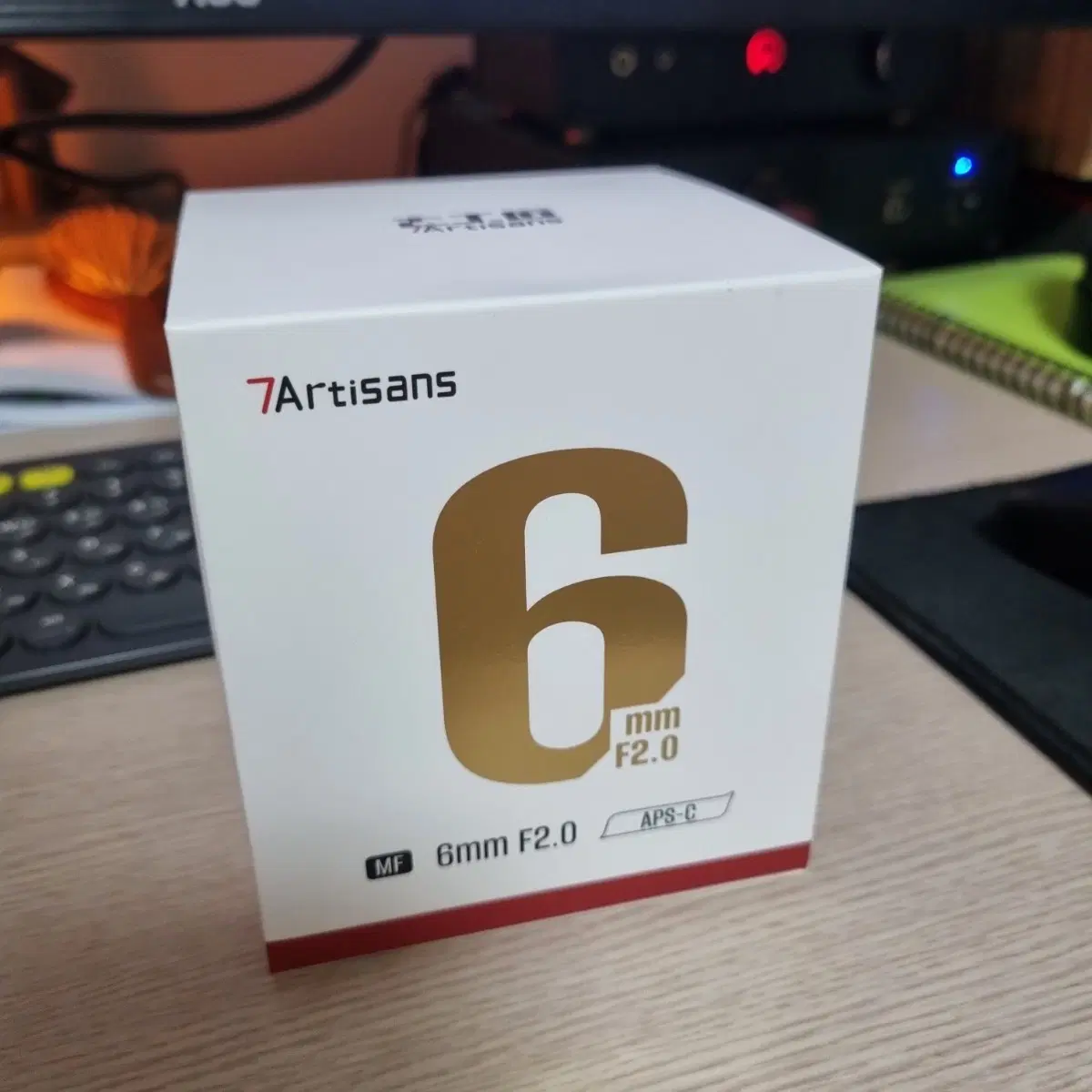 7Artisans 6mm F2.0 APS-C 렌즈