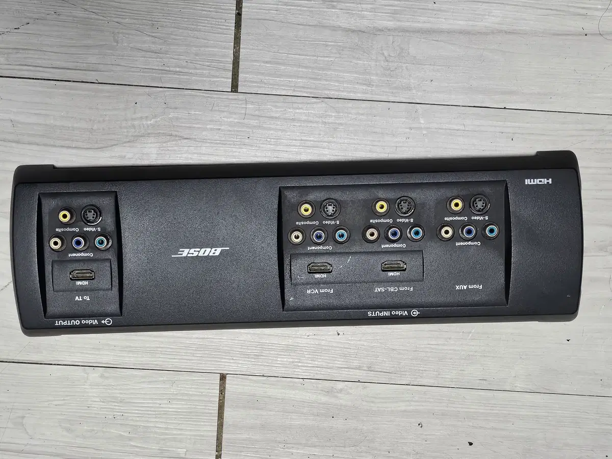Bose VS2 audio enhancer
