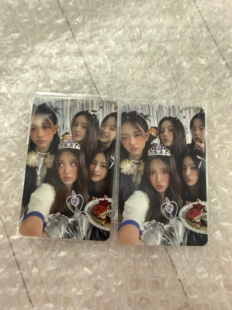 뉴진스 단체 포카