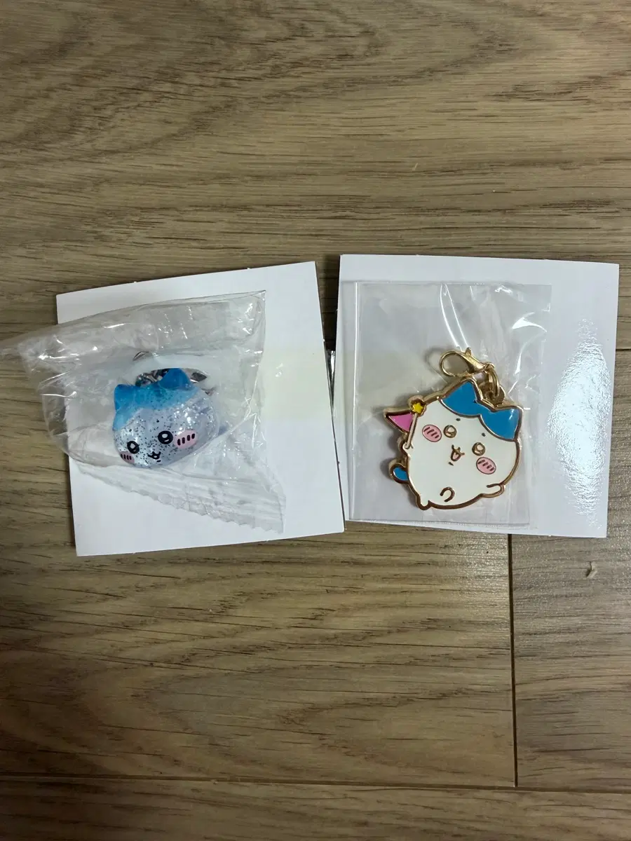 치이카와파크 하치와레 특전, 메탈챰