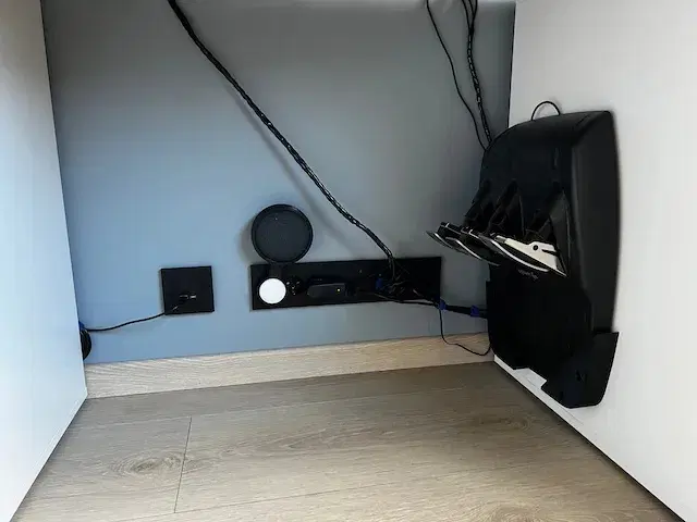 로지텍 G920 G29 페달 벽걸이 거치